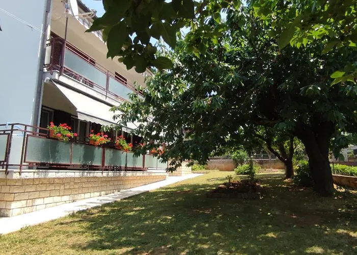 Apartment Vlada Beach Area