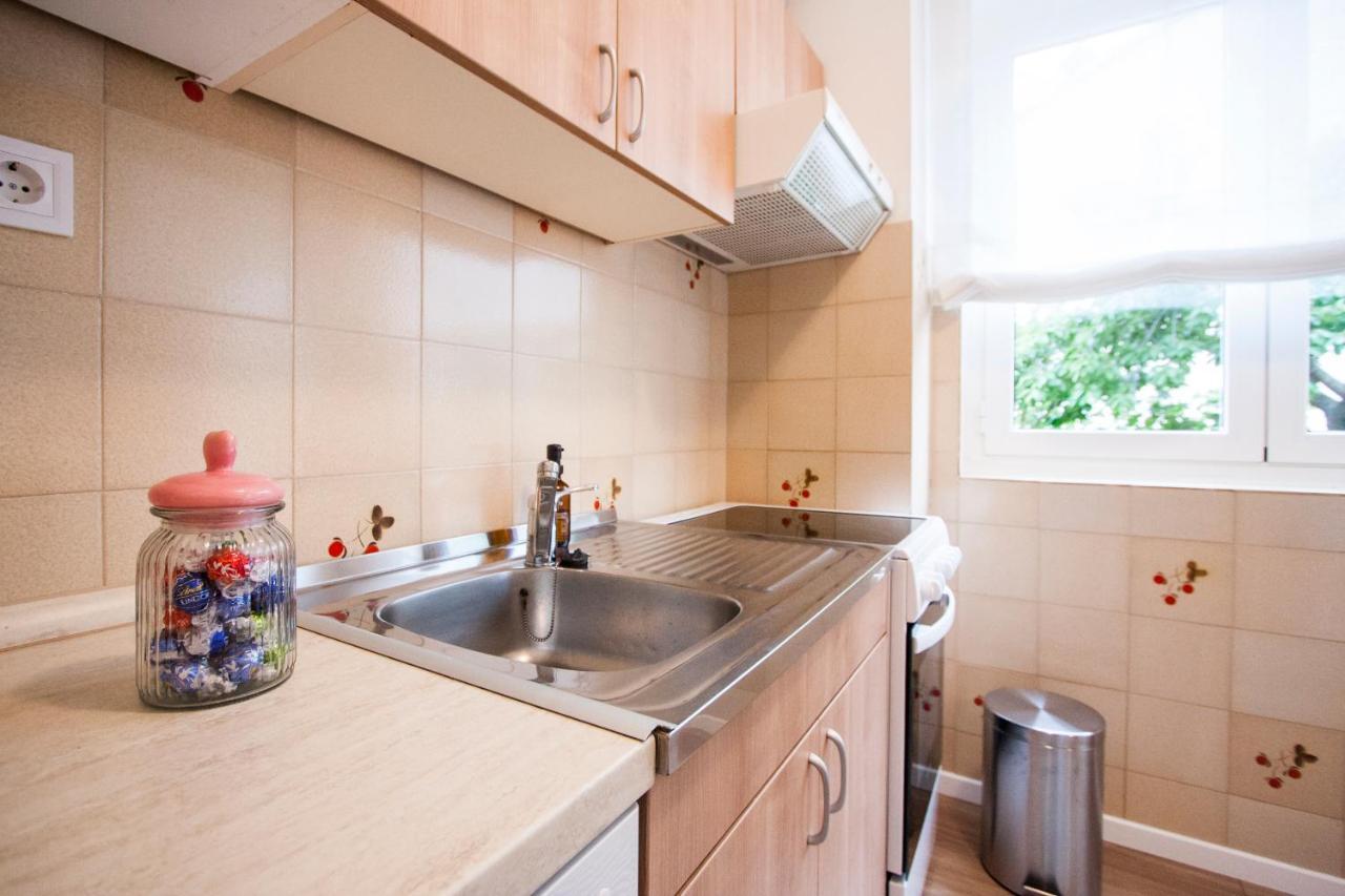 Apartment Vlada Beach Area